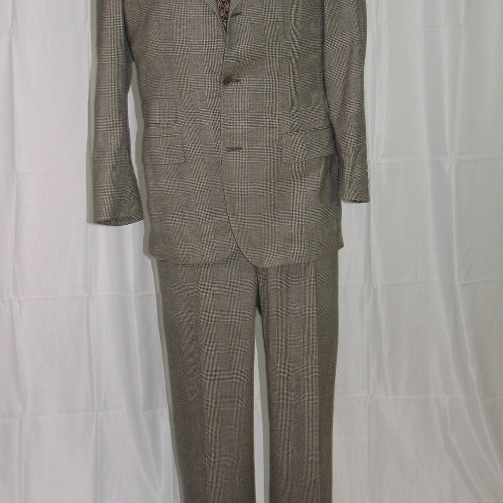 Fabrizio New York Taupe Plaid Three Button Suit 3… - image 2